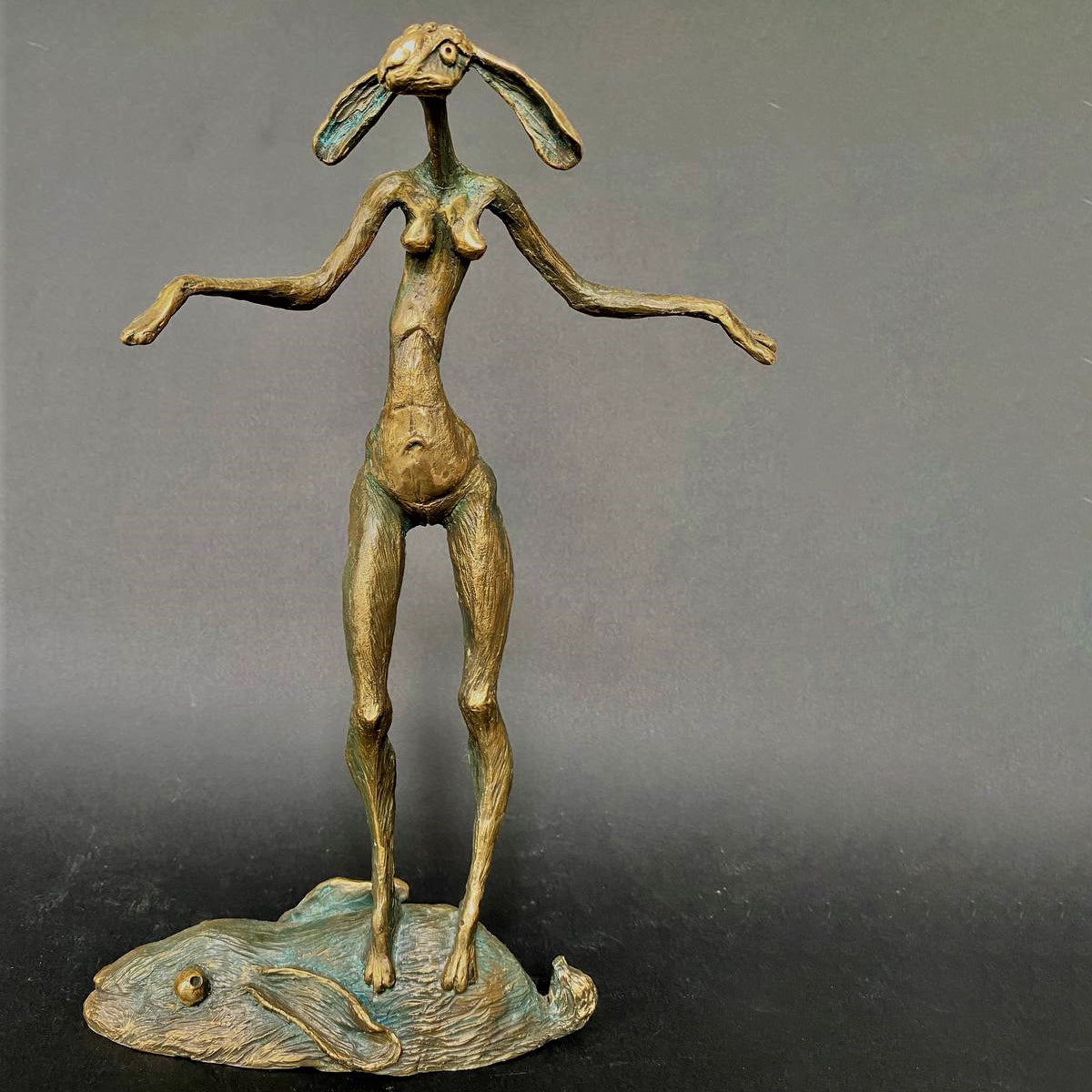 Bronze sculpture by contemporary Ukrainian artist Oleh Kalashnik