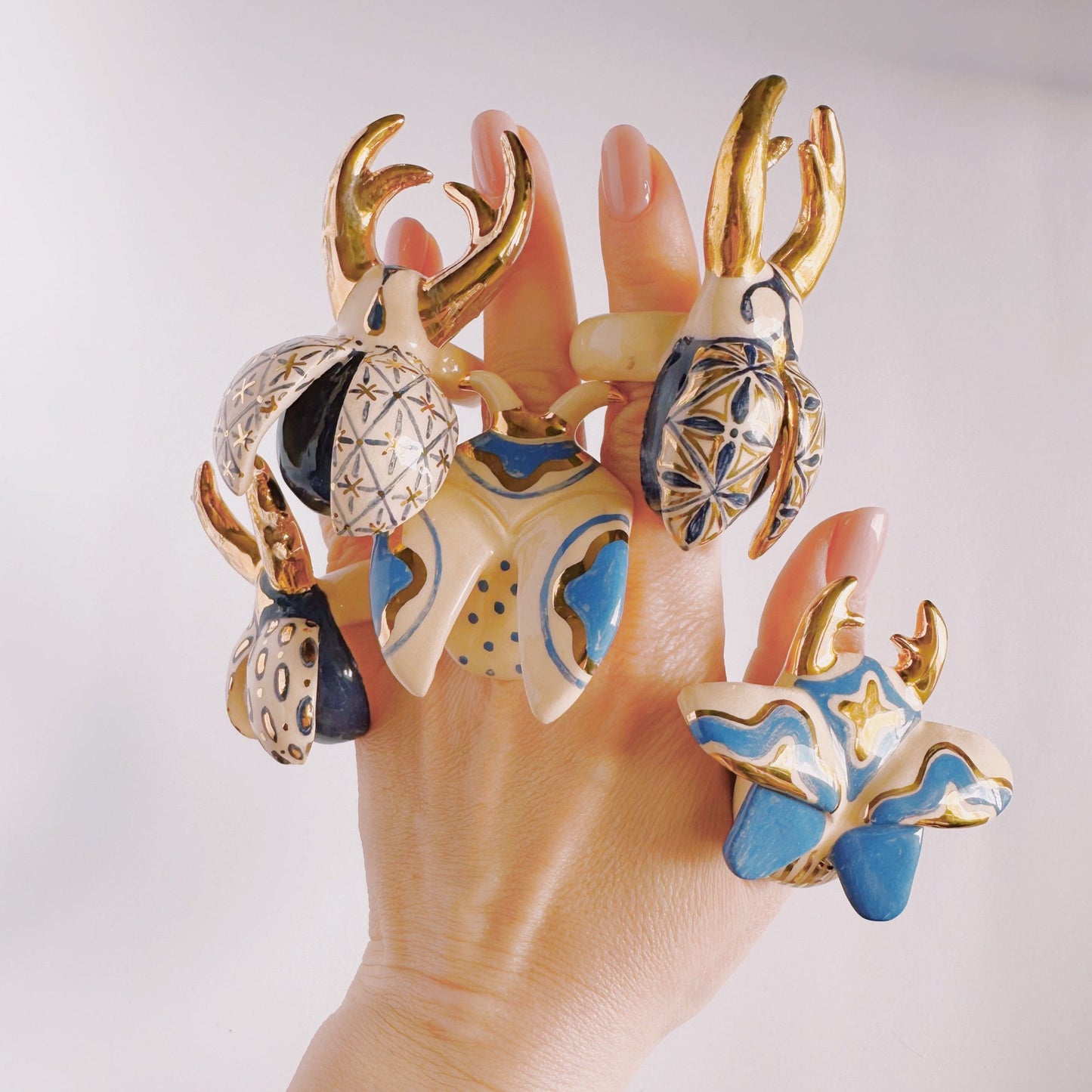 the ceramic elegant ring 17 by Yuliia Pylypchatina