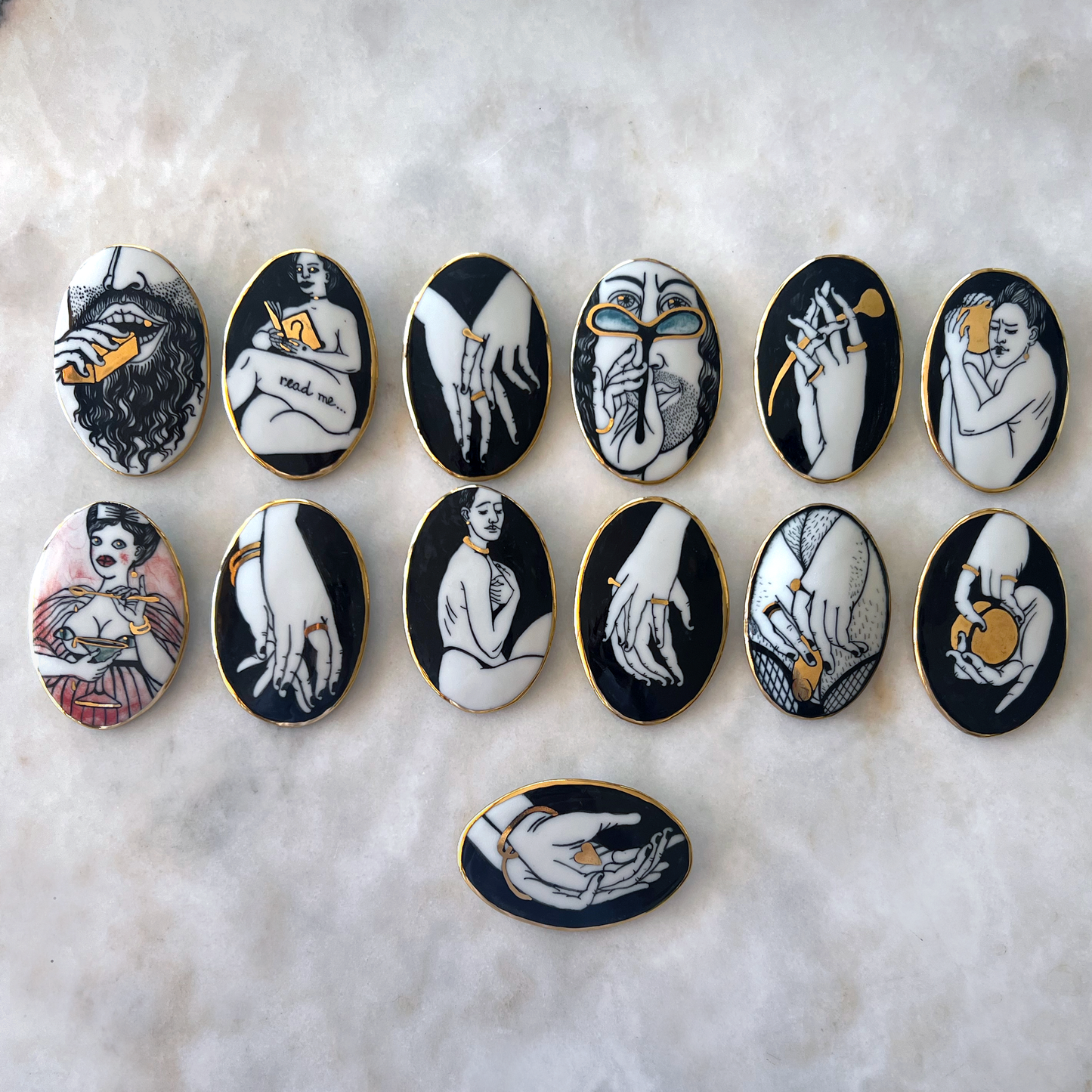 The porcelain elegant brooches by Ukrainian artist  Nina Murashkinae