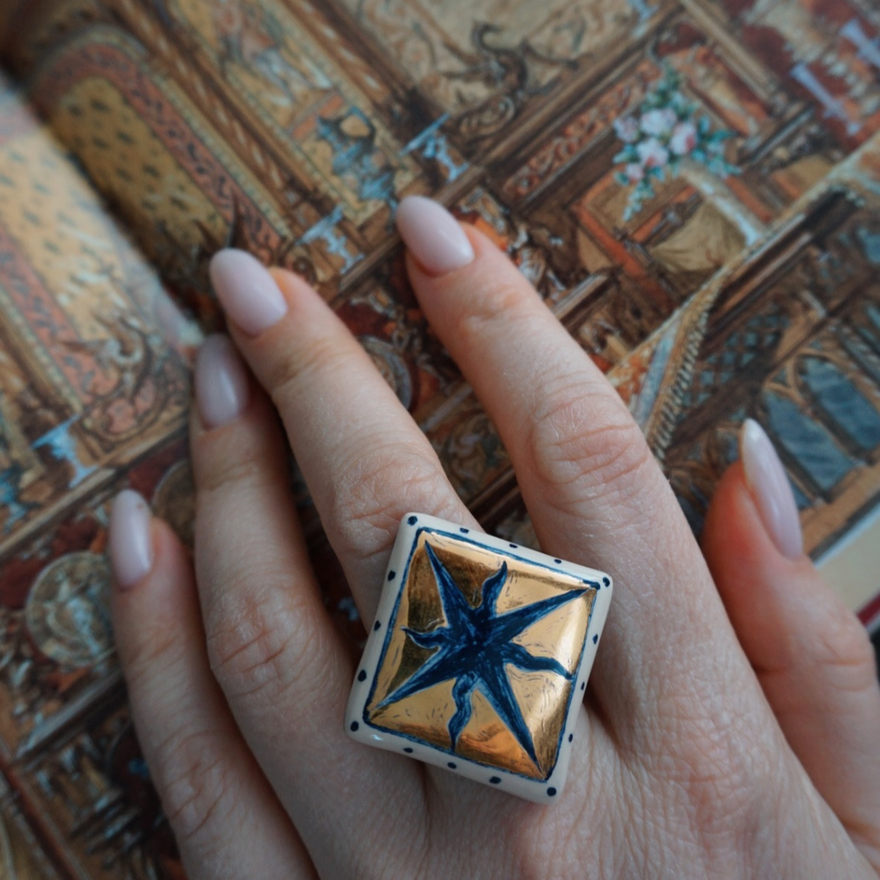 Rhombus Star Ceramic ring by Ukrainian Yuliia Pylypchatina