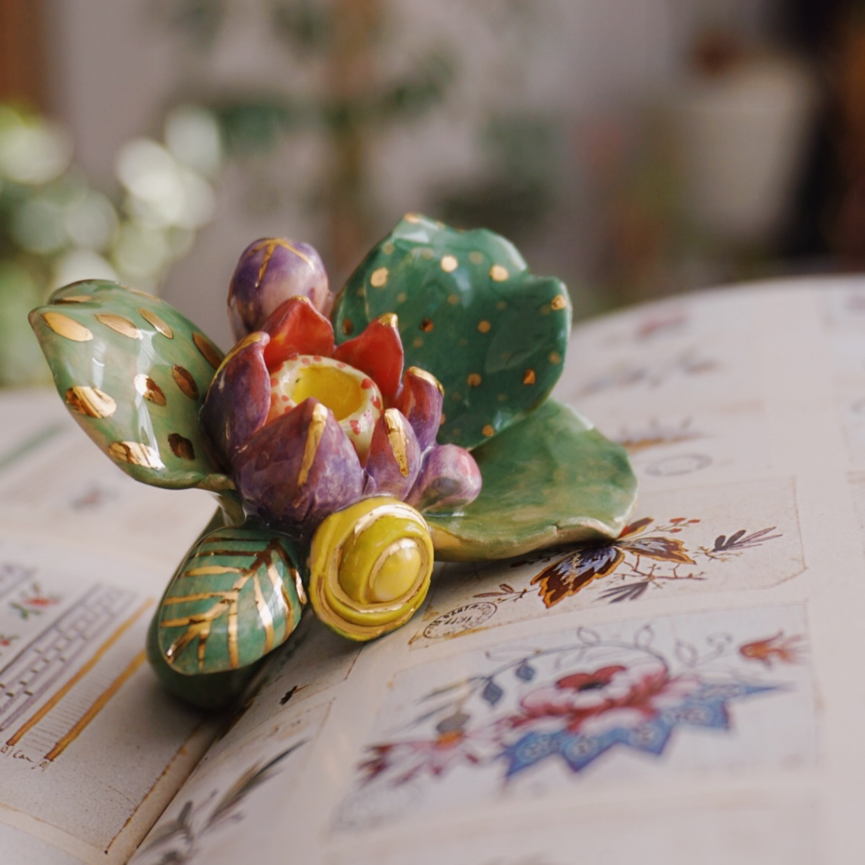 the floral elegant ceramic ring by Yuliia Pylypchatina